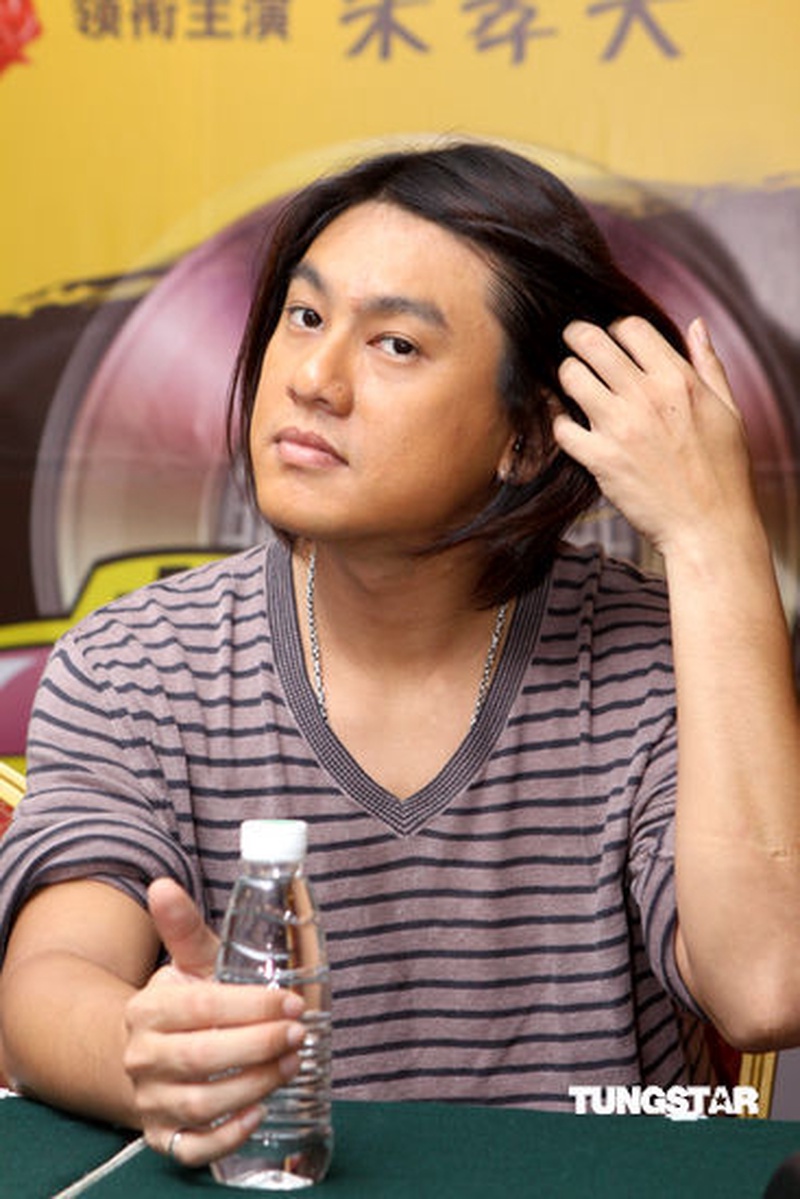 朱孝天